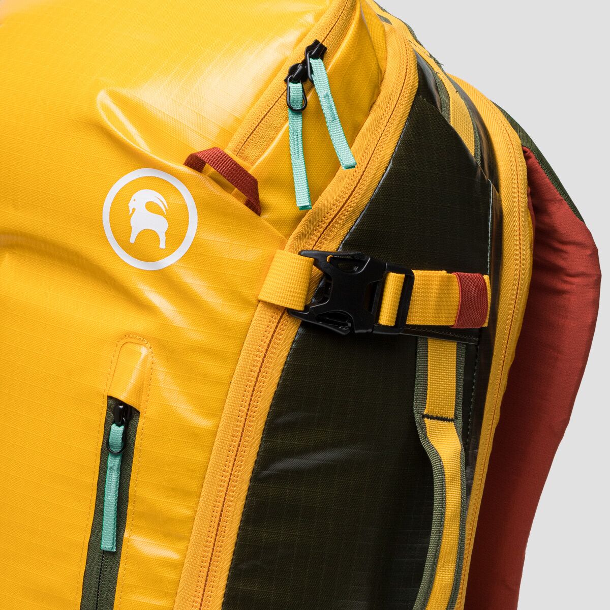 Backcountry Destination 30L Backpack - Hike & Camp